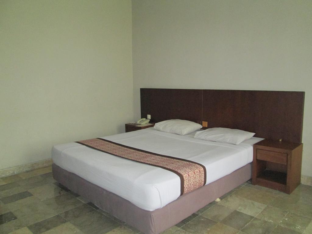 Grand Hotel Lembang Exterior photo