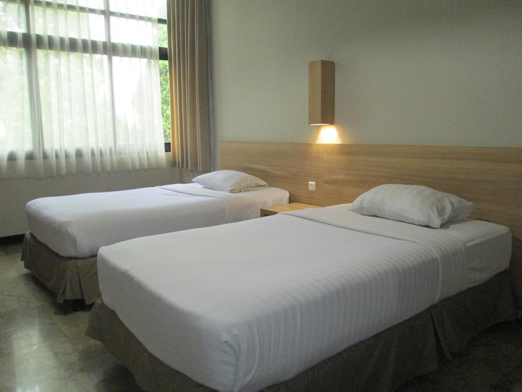 Grand Hotel Lembang Exterior photo
