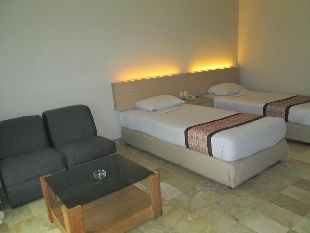 Grand Hotel Lembang Exterior photo
