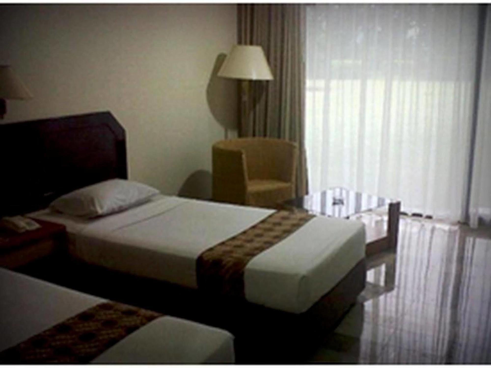 Grand Hotel Lembang Exterior photo